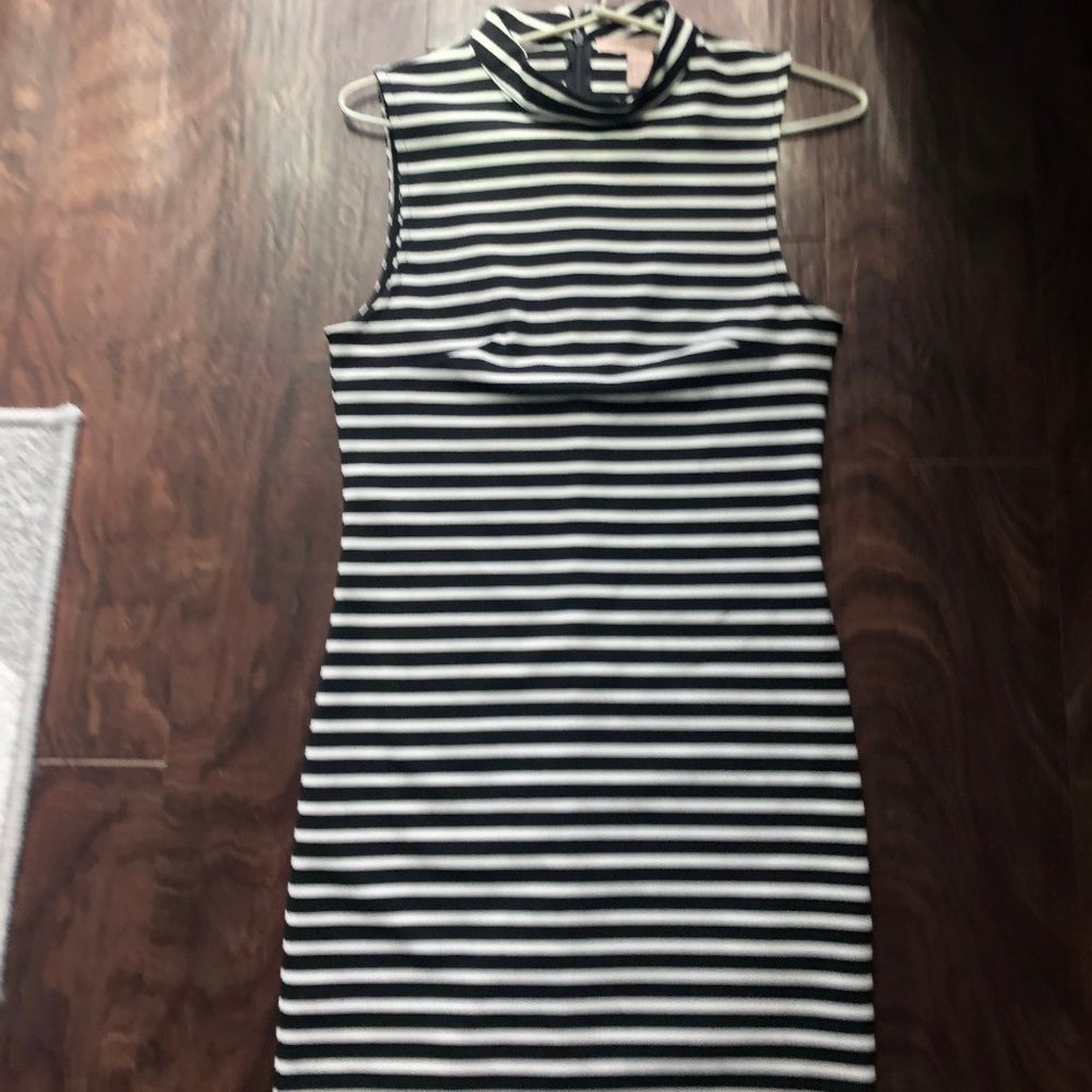 Black and White Body-con Dress